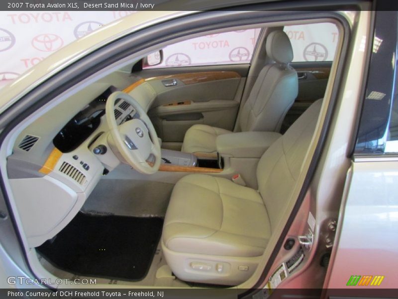 Desert Sand Mica / Ivory 2007 Toyota Avalon XLS