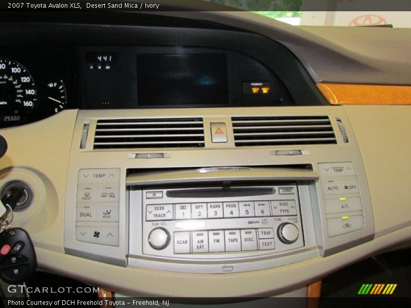 Desert Sand Mica / Ivory 2007 Toyota Avalon XLS