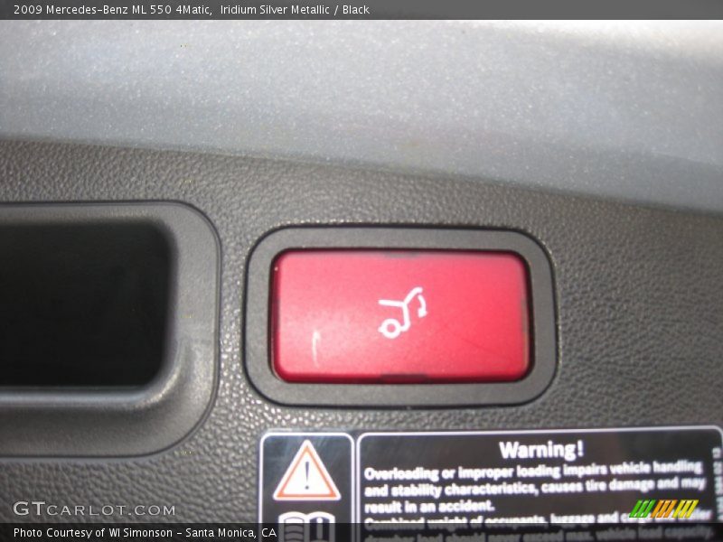 Iridium Silver Metallic / Black 2009 Mercedes-Benz ML 550 4Matic