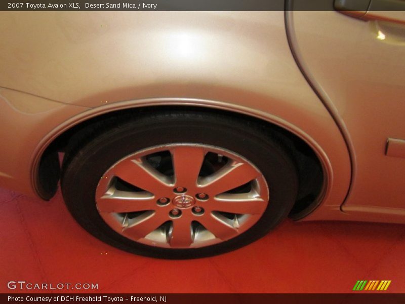 Desert Sand Mica / Ivory 2007 Toyota Avalon XLS