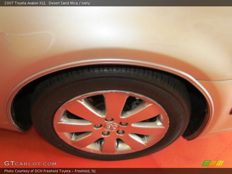 Desert Sand Mica / Ivory 2007 Toyota Avalon XLS