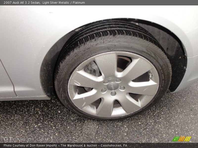 Light Silver Metallic / Platinum 2007 Audi A6 3.2 Sedan