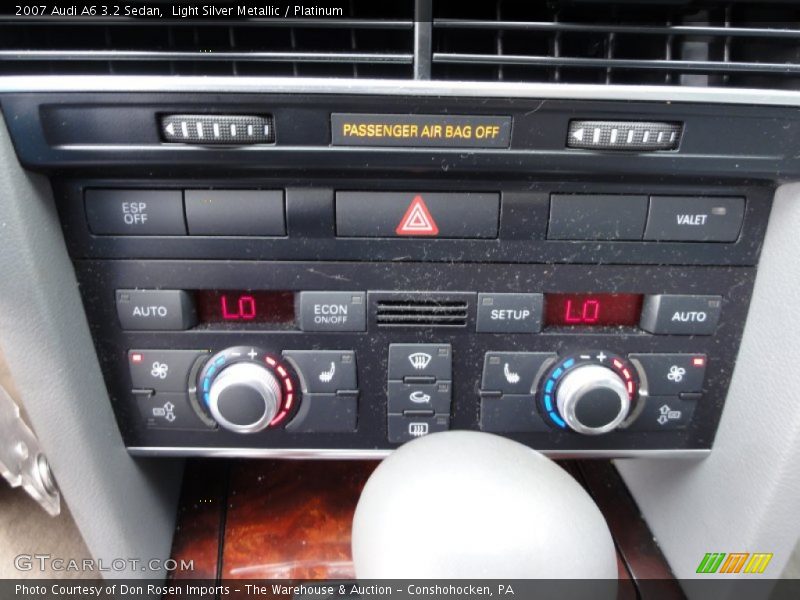 Light Silver Metallic / Platinum 2007 Audi A6 3.2 Sedan