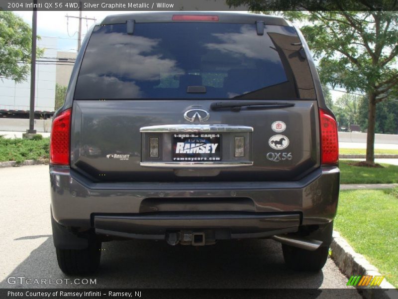 Silver Graphite Metallic / Willow 2004 Infiniti QX 56 4WD