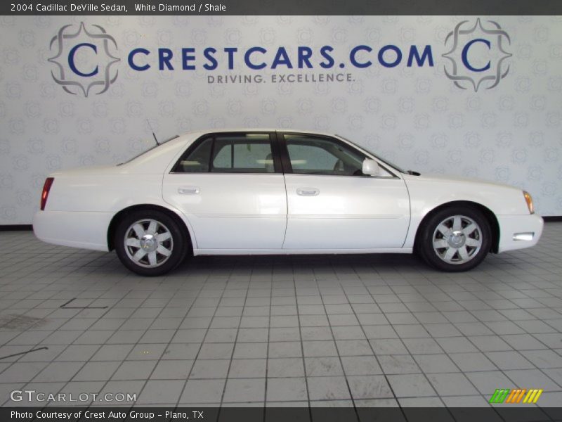 White Diamond / Shale 2004 Cadillac DeVille Sedan