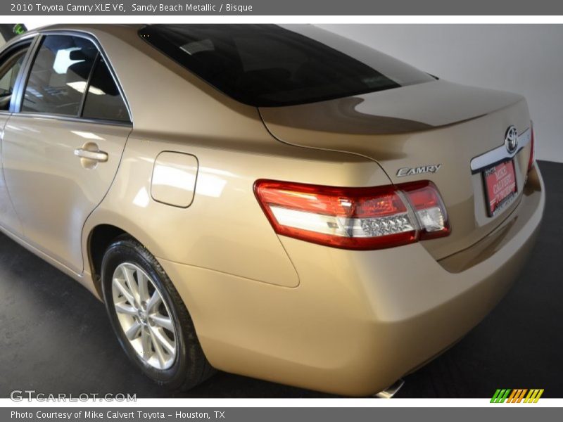 Sandy Beach Metallic / Bisque 2010 Toyota Camry XLE V6