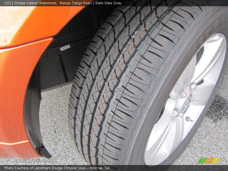 Mango Tango Pearl / Dark Slate Gray 2011 Dodge Caliber Mainstreet