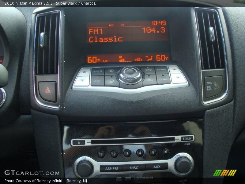 Super Black / Charcoal 2010 Nissan Maxima 3.5 S