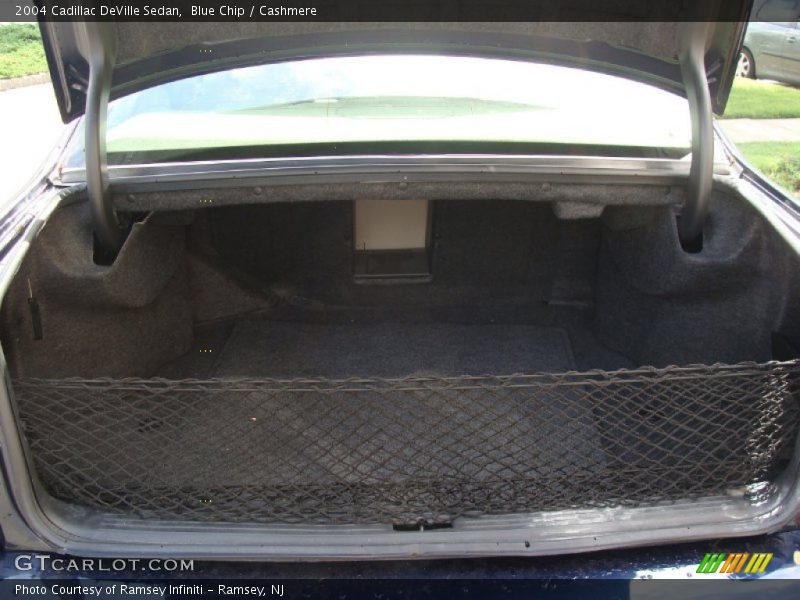 Blue Chip / Cashmere 2004 Cadillac DeVille Sedan
