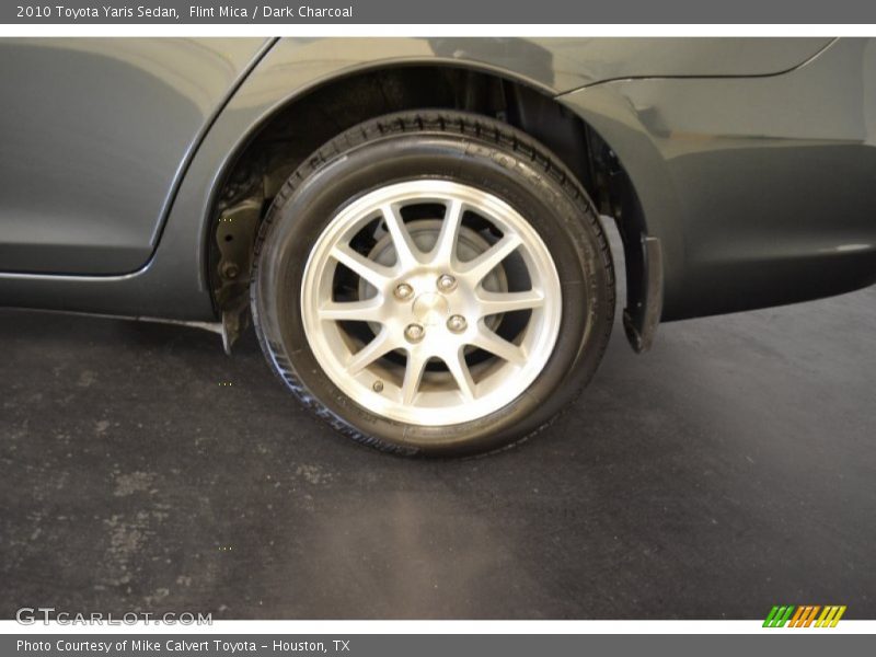 Flint Mica / Dark Charcoal 2010 Toyota Yaris Sedan