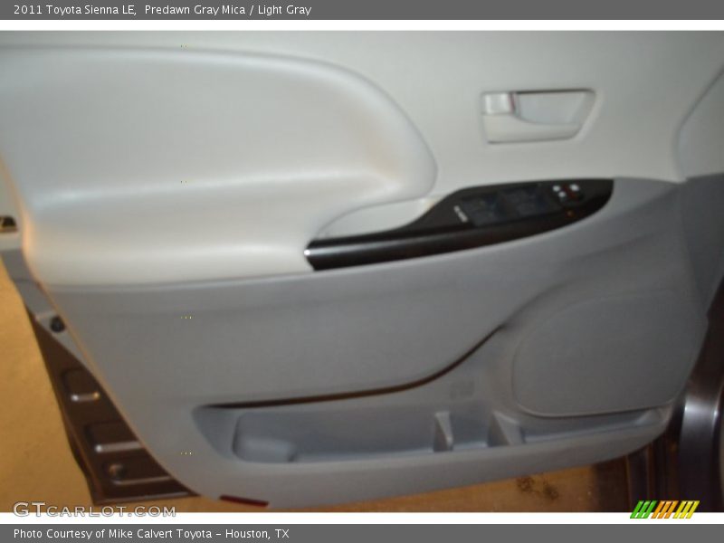 Predawn Gray Mica / Light Gray 2011 Toyota Sienna LE