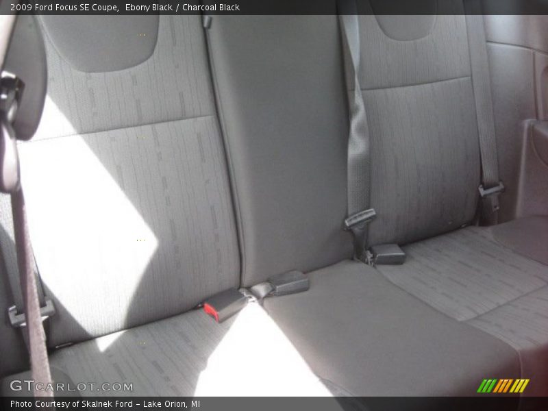 Ebony Black / Charcoal Black 2009 Ford Focus SE Coupe
