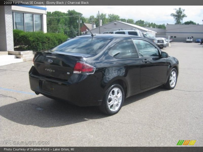 Ebony Black / Charcoal Black 2009 Ford Focus SE Coupe