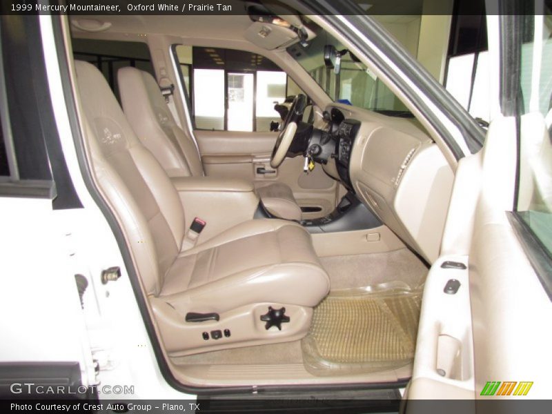 Oxford White / Prairie Tan 1999 Mercury Mountaineer