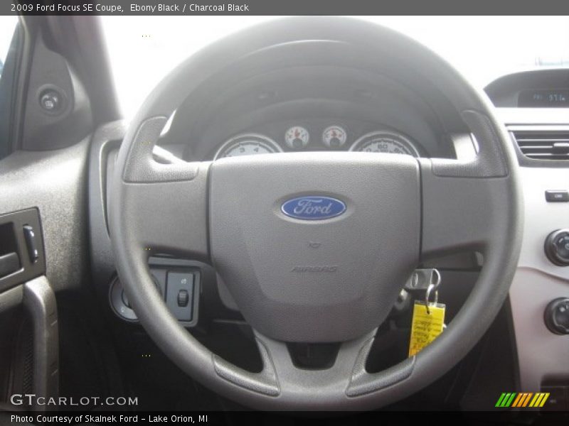 Ebony Black / Charcoal Black 2009 Ford Focus SE Coupe