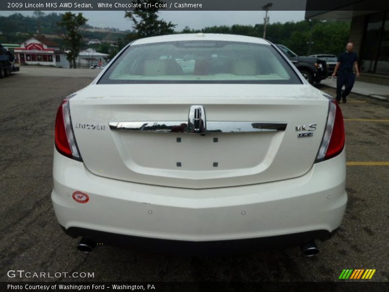 White Chocolate Tri-Coat / Cashmere 2009 Lincoln MKS AWD Sedan