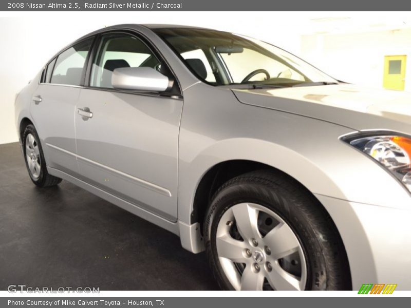 Radiant Silver Metallic / Charcoal 2008 Nissan Altima 2.5