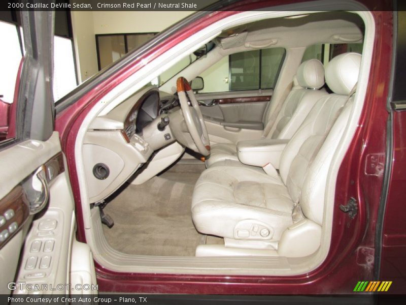  2000 DeVille Sedan Neutral Shale Interior