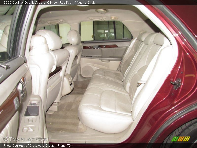  2000 DeVille Sedan Neutral Shale Interior