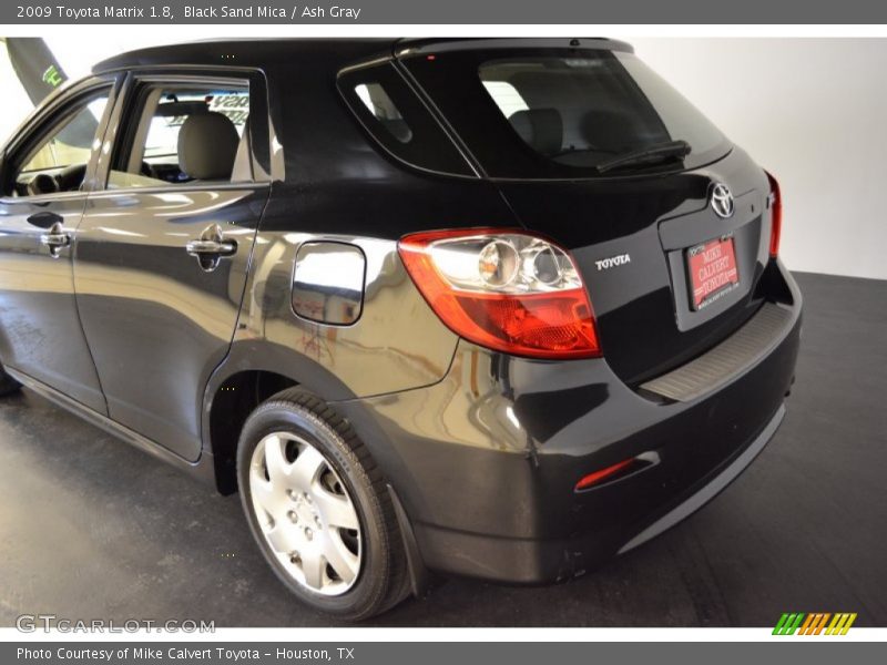 Black Sand Mica / Ash Gray 2009 Toyota Matrix 1.8