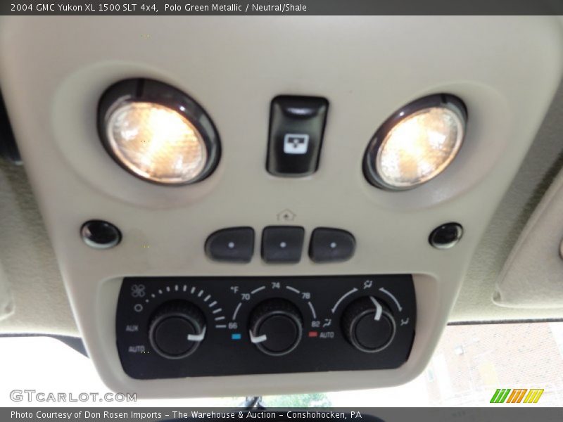 Controls of 2004 Yukon XL 1500 SLT 4x4