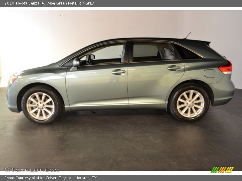 Aloe Green Metallic / Gray 2010 Toyota Venza I4
