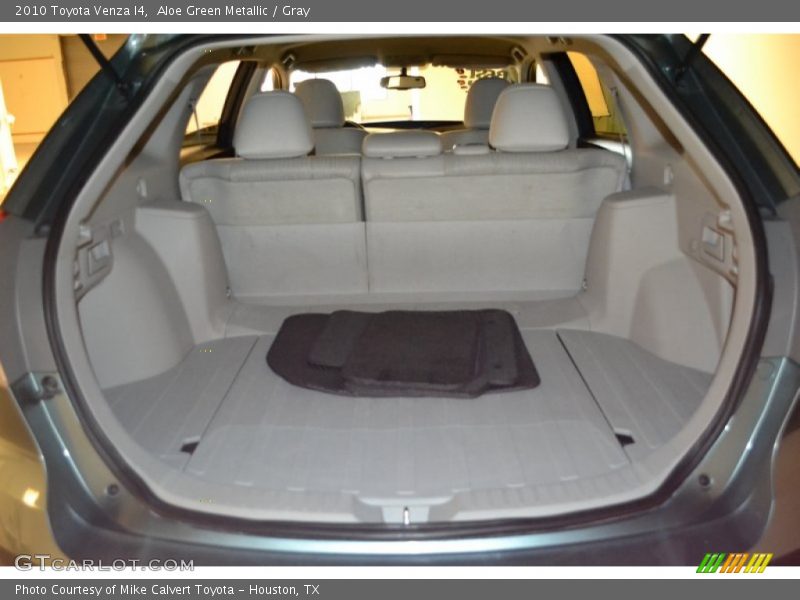 Aloe Green Metallic / Gray 2010 Toyota Venza I4