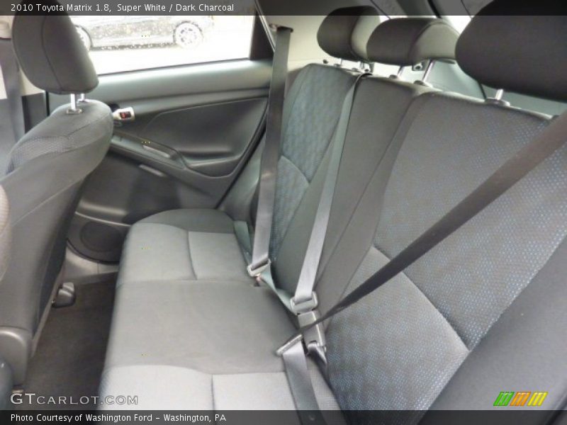 Super White / Dark Charcoal 2010 Toyota Matrix 1.8