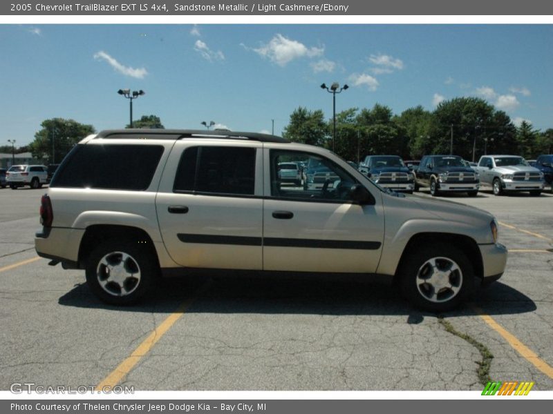Sandstone Metallic / Light Cashmere/Ebony 2005 Chevrolet TrailBlazer EXT LS 4x4