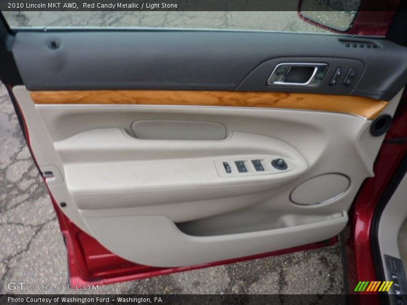 Door Panel of 2010 MKT AWD