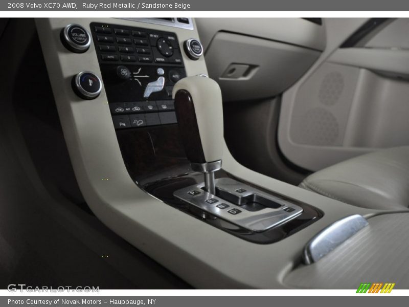 Ruby Red Metallic / Sandstone Beige 2008 Volvo XC70 AWD