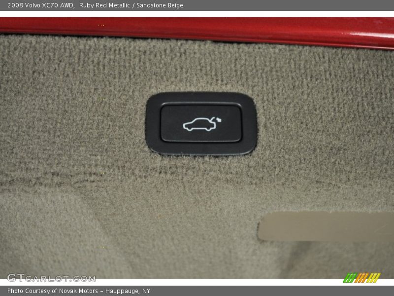 Ruby Red Metallic / Sandstone Beige 2008 Volvo XC70 AWD