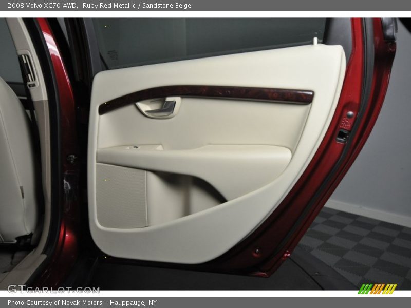 Ruby Red Metallic / Sandstone Beige 2008 Volvo XC70 AWD