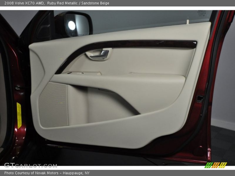 Ruby Red Metallic / Sandstone Beige 2008 Volvo XC70 AWD