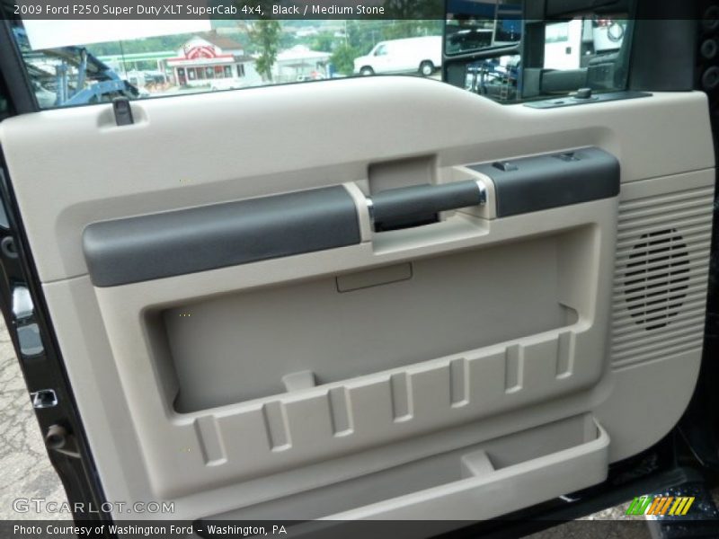 Black / Medium Stone 2009 Ford F250 Super Duty XLT SuperCab 4x4