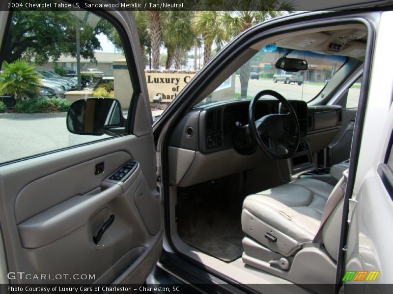 Sandalwood Metallic / Tan/Neutral 2004 Chevrolet Tahoe LS