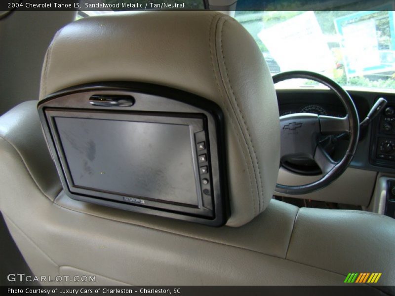 Sandalwood Metallic / Tan/Neutral 2004 Chevrolet Tahoe LS
