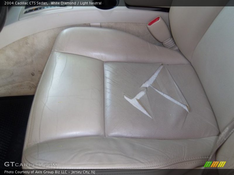 White Diamond / Light Neutral 2004 Cadillac CTS Sedan