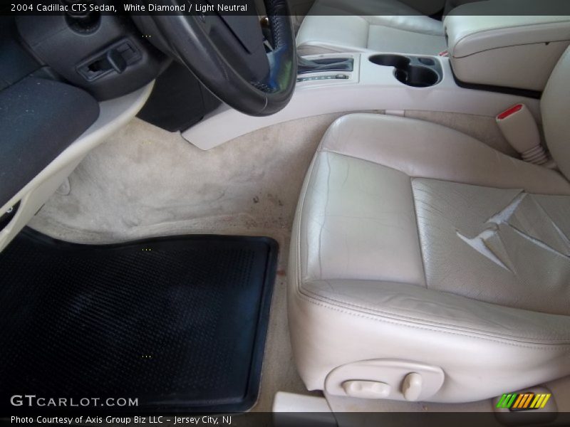 White Diamond / Light Neutral 2004 Cadillac CTS Sedan