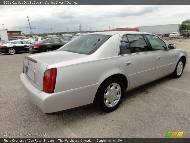 Sterling Silver / Oatmeal 2001 Cadillac DeVille Sedan