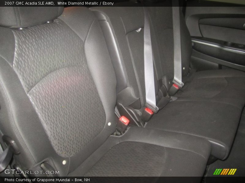 White Diamond Metallic / Ebony 2007 GMC Acadia SLE AWD