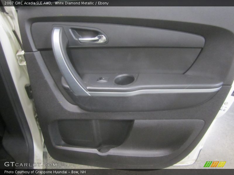 White Diamond Metallic / Ebony 2007 GMC Acadia SLE AWD