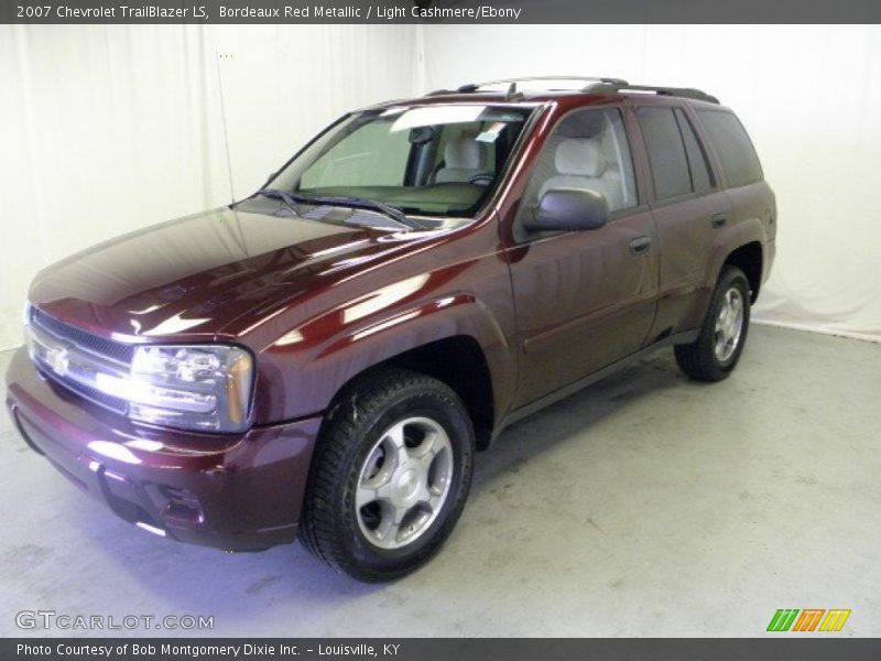 Bordeaux Red Metallic / Light Cashmere/Ebony 2007 Chevrolet TrailBlazer LS