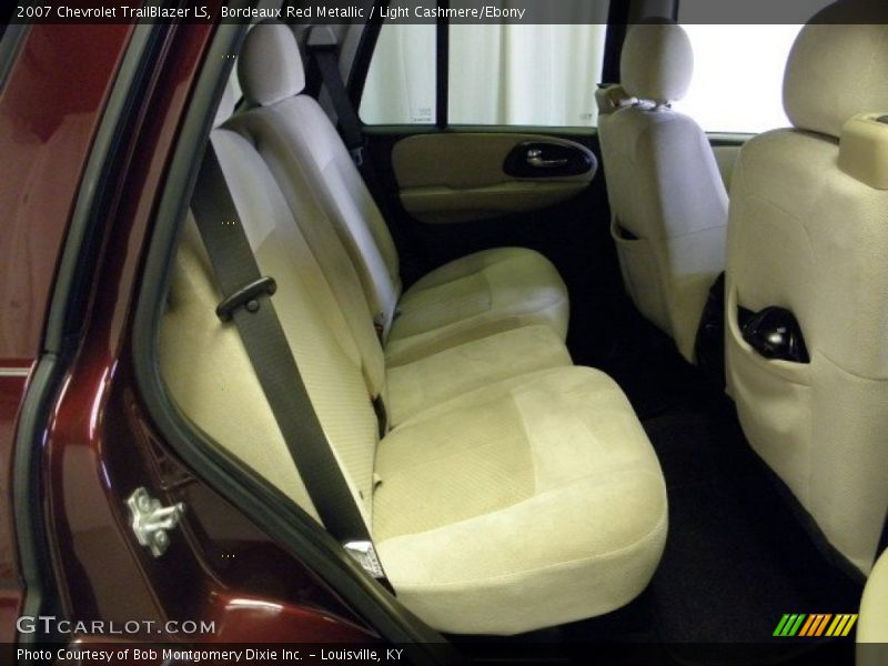 Bordeaux Red Metallic / Light Cashmere/Ebony 2007 Chevrolet TrailBlazer LS