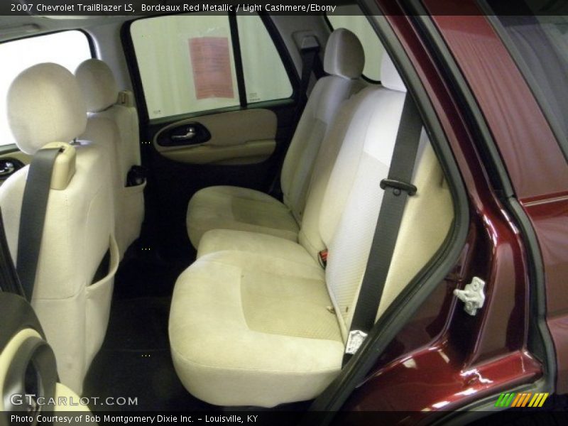 Bordeaux Red Metallic / Light Cashmere/Ebony 2007 Chevrolet TrailBlazer LS