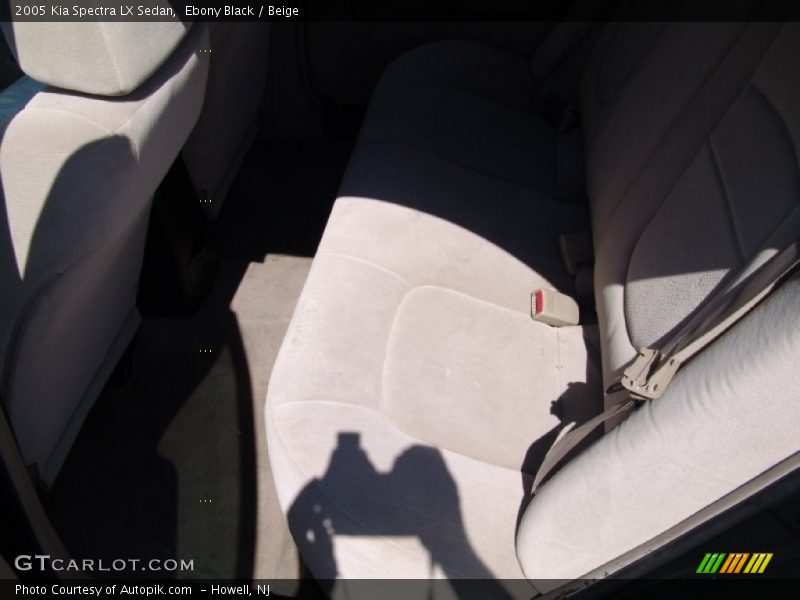 Ebony Black / Beige 2005 Kia Spectra LX Sedan