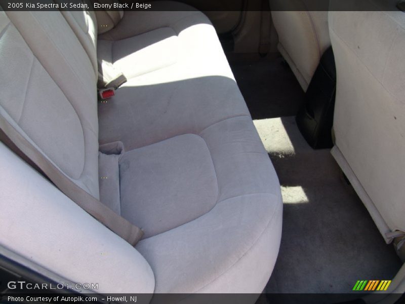 Ebony Black / Beige 2005 Kia Spectra LX Sedan