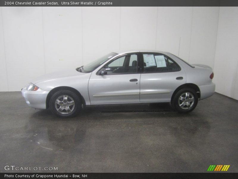 Ultra Silver Metallic / Graphite 2004 Chevrolet Cavalier Sedan