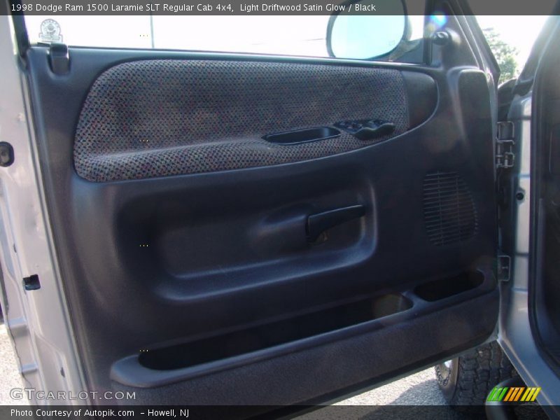 Light Driftwood Satin Glow / Black 1998 Dodge Ram 1500 Laramie SLT Regular Cab 4x4