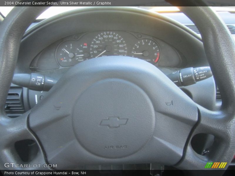 Ultra Silver Metallic / Graphite 2004 Chevrolet Cavalier Sedan